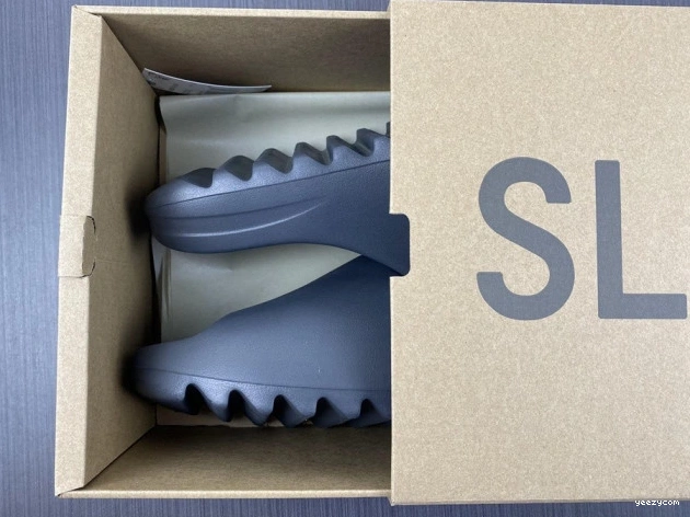 Onyx Adidas Slide HQ6448 Yeezy 0825